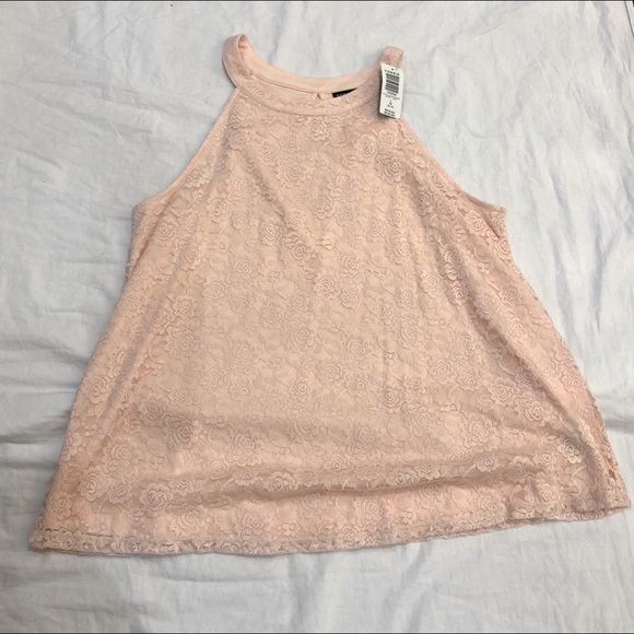 BNWT Torrid top with lace overlay - Picture 1 of 2